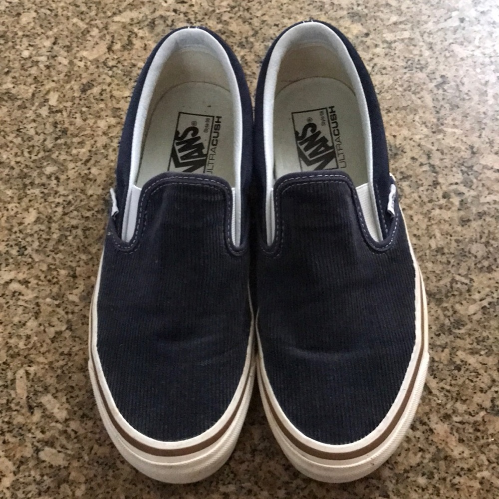 Vans off the walls style 98 ultra Cush blue corduroy